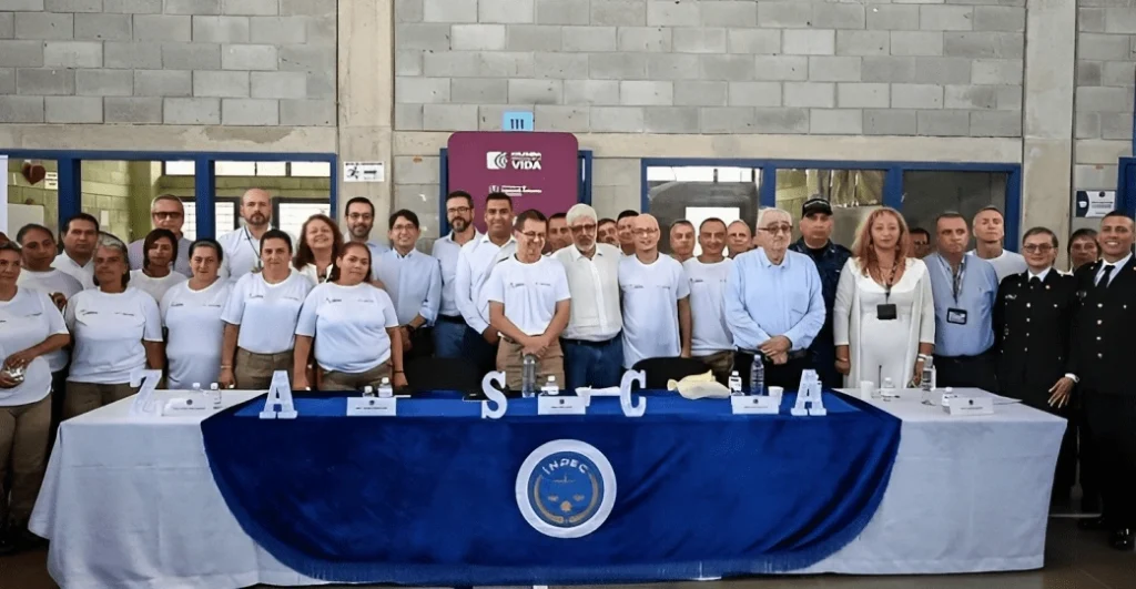 ZASCA Renacer centros reindustrialización