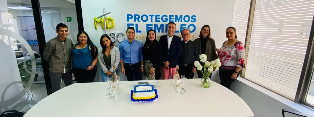 Pereira colaboradores de la sede CIMD